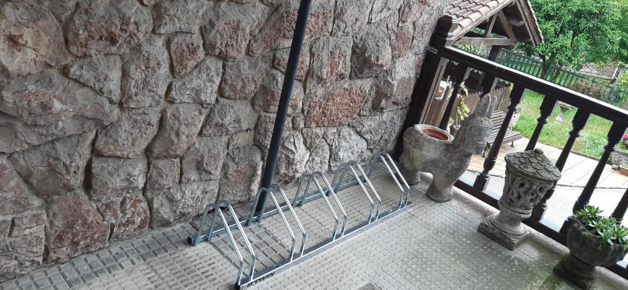 Albergue La Costana Oviede Extérieur photo